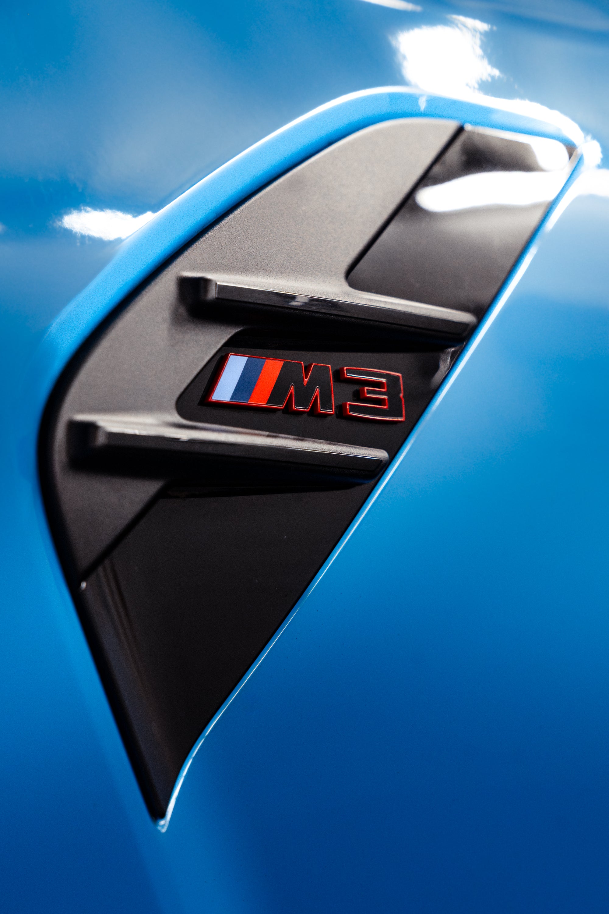 SMN Blue/Orange Keyring compatible with BMW M3 G81 with 700HP