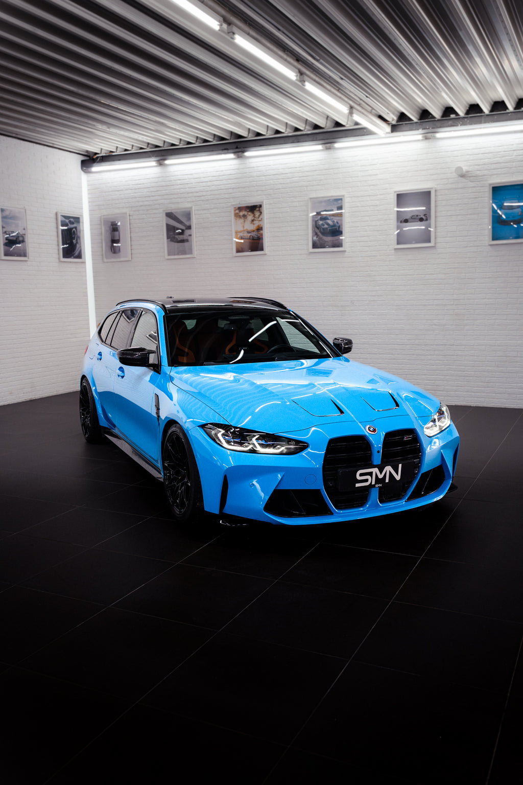 SMN Blue/Orange Keyring compatible with BMW M3 G81 with 700HP