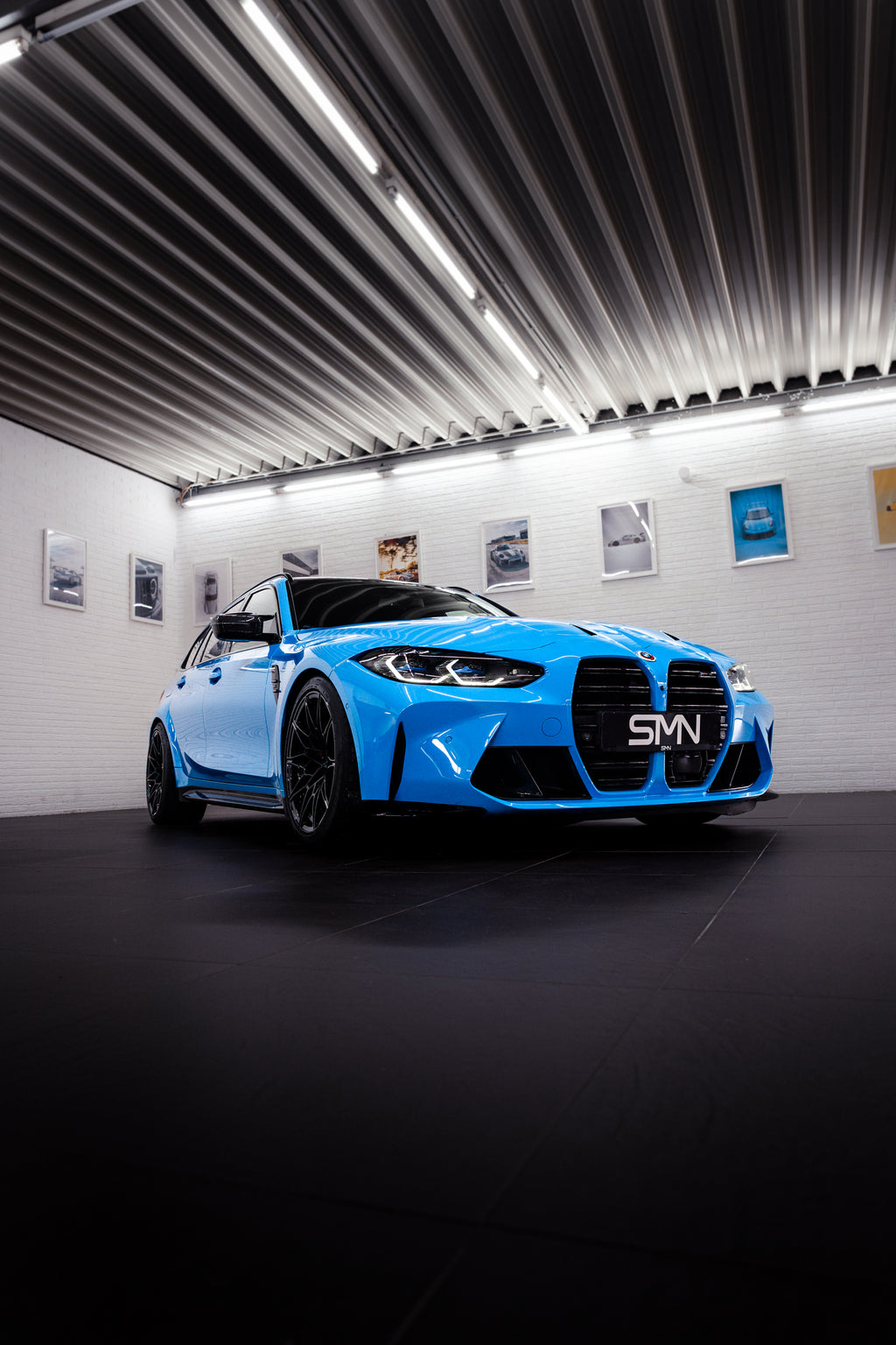 SMN Blue/Orange Keyring compatible with BMW M3 G81 with 700HP