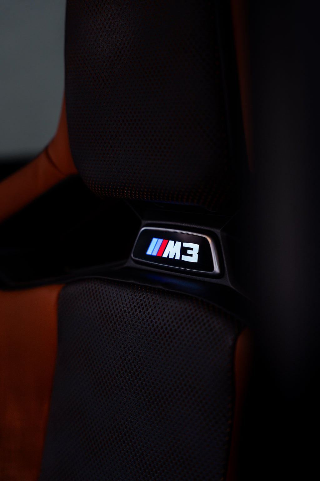 SMN Blue/Orange Keyring compatible with BMW M3 G81 with 700HP