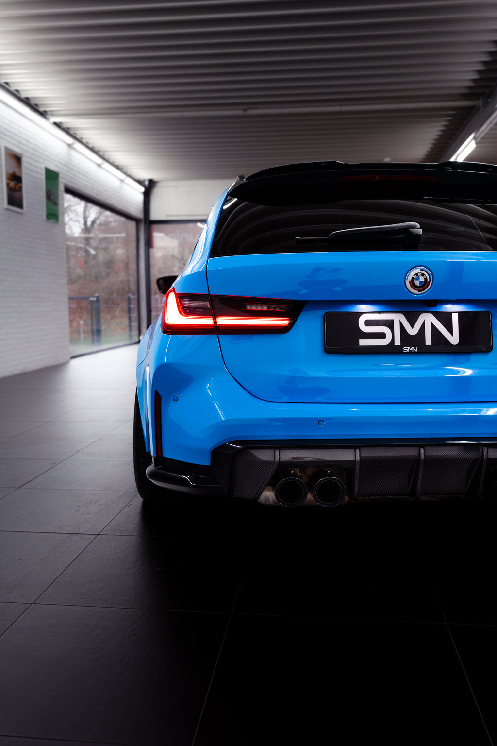 SMN Blue/Orange Keyring compatible with BMW M3 G81 with 700HP