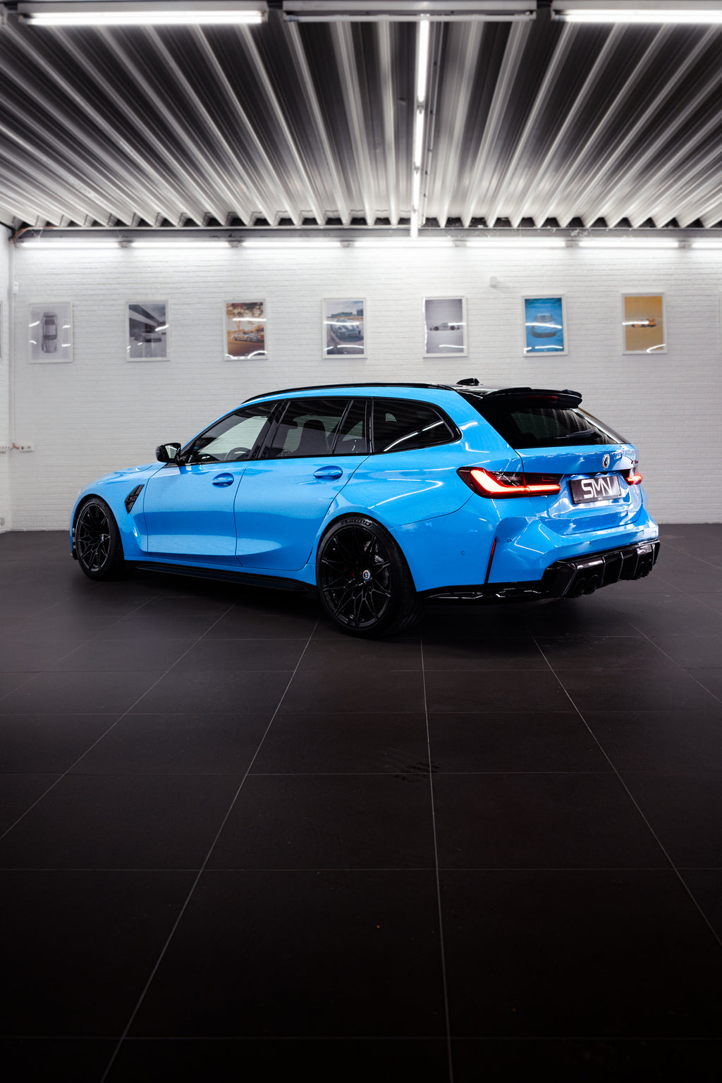 SMN Blue/Orange Keyring compatible with BMW M3 G81 with 700HP