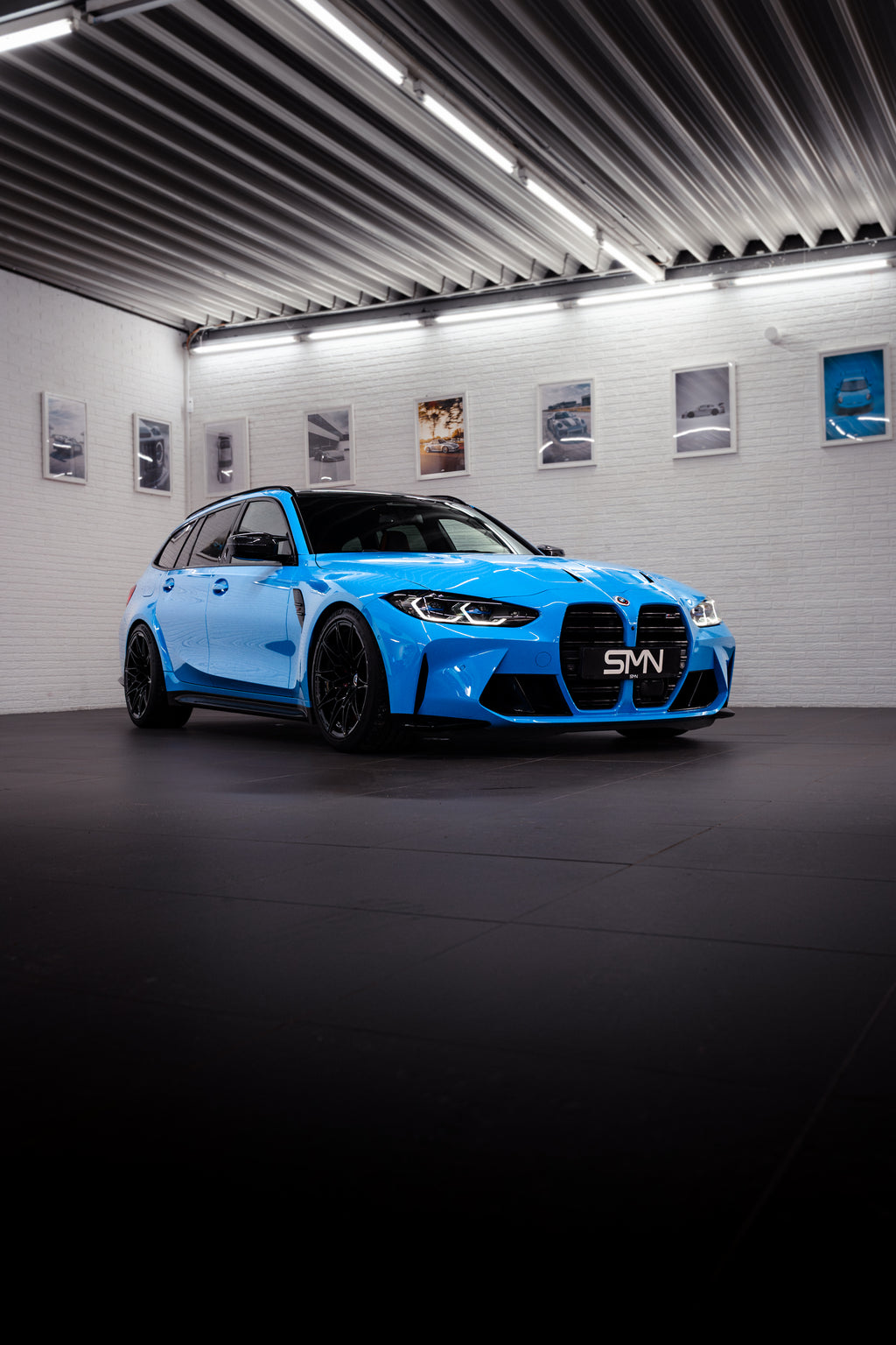 SMN Blue/Orange Keyring compatible with BMW M3 G81 with 700HP