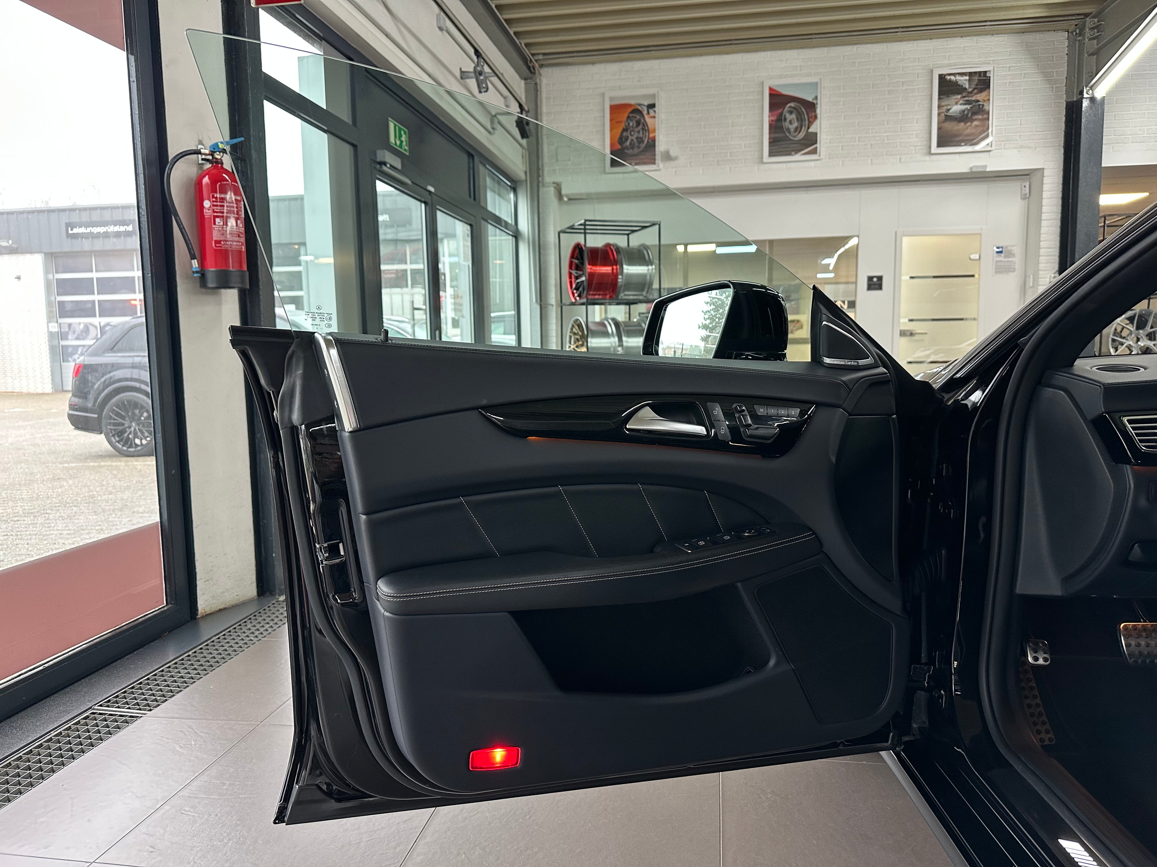 Limited edition SMN lanyard